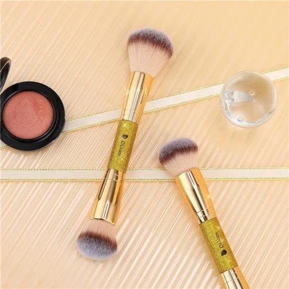 Makeup Brushes Double Ended Blush Powder Brush ideal for cream or powder - Picture 4 of 6
